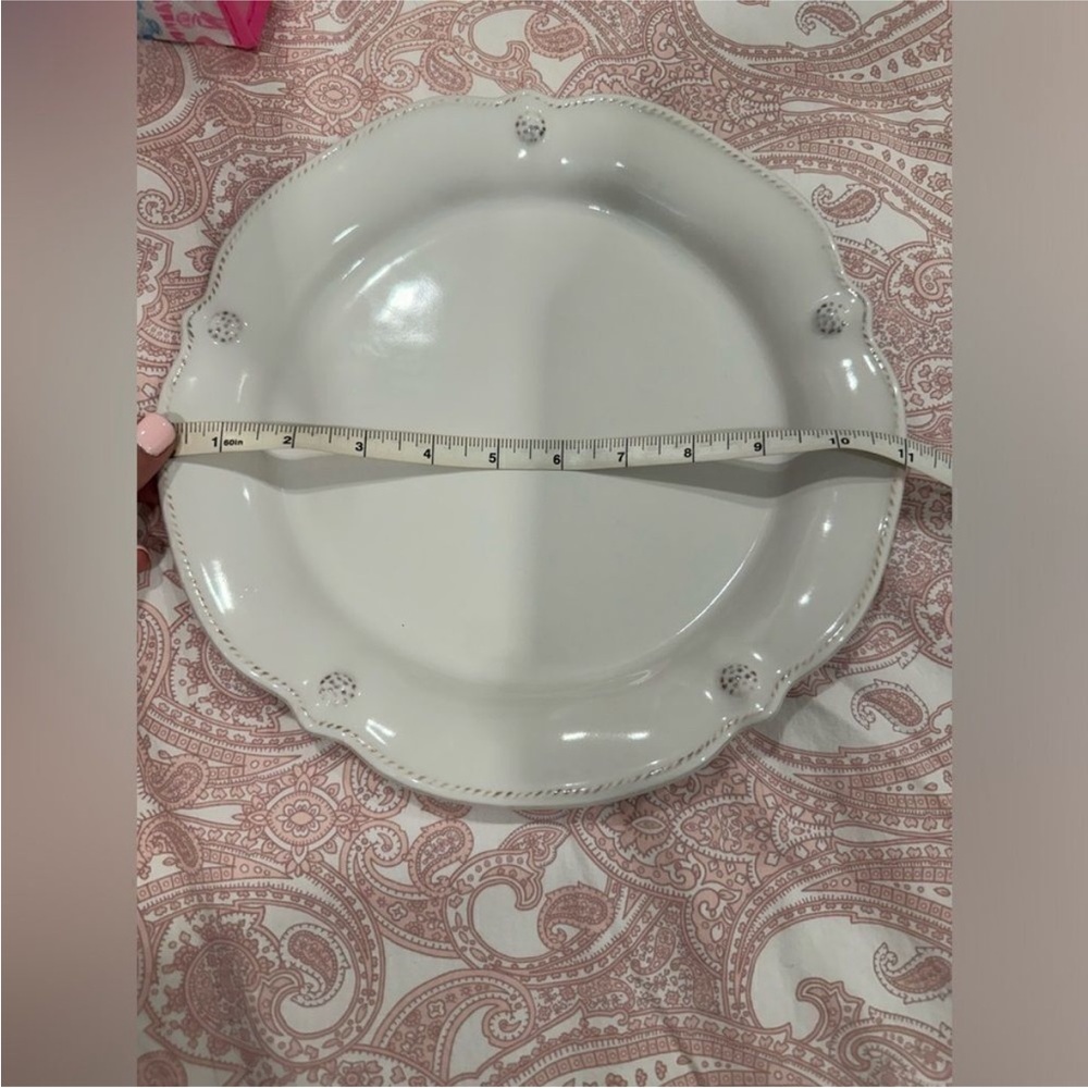 Juliska Berry & Thread Flared Dinner Plate - Whitewash Set of 6 plates - Picture 7 of 7